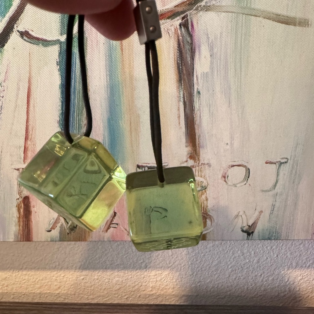 Louis Vuitton Green Hair Ties - Picture 4 of 5